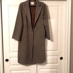 Fabulous wool oversized overcoat.